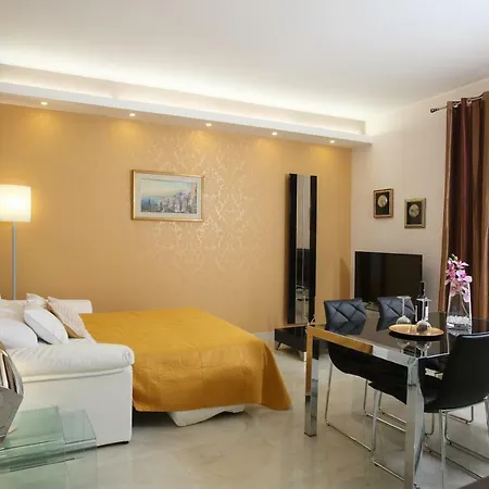 Daire I Due Grifoni Taormina