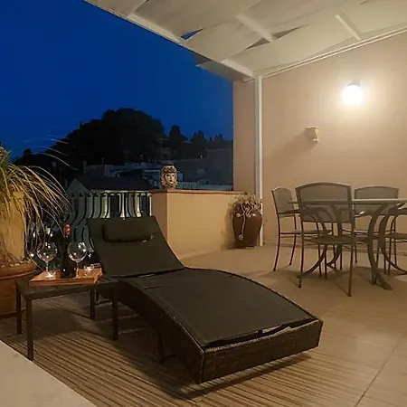 I Due Grifoni Apartment Taormina