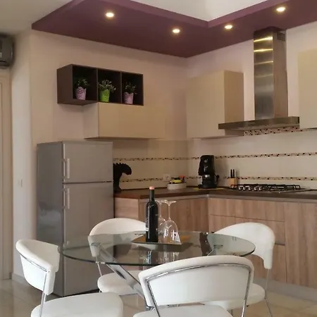 I Due Grifoni Apartment