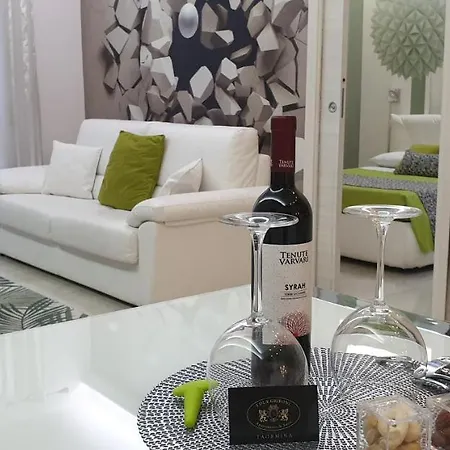 I Due Grifoni Apartment Taormina